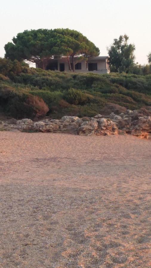 Villa Tzanetos Seaside Kyparissia Esterno foto