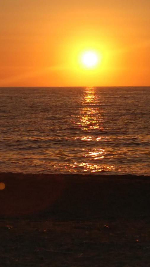 Villa Tzanetos Seaside Kyparissia Esterno foto