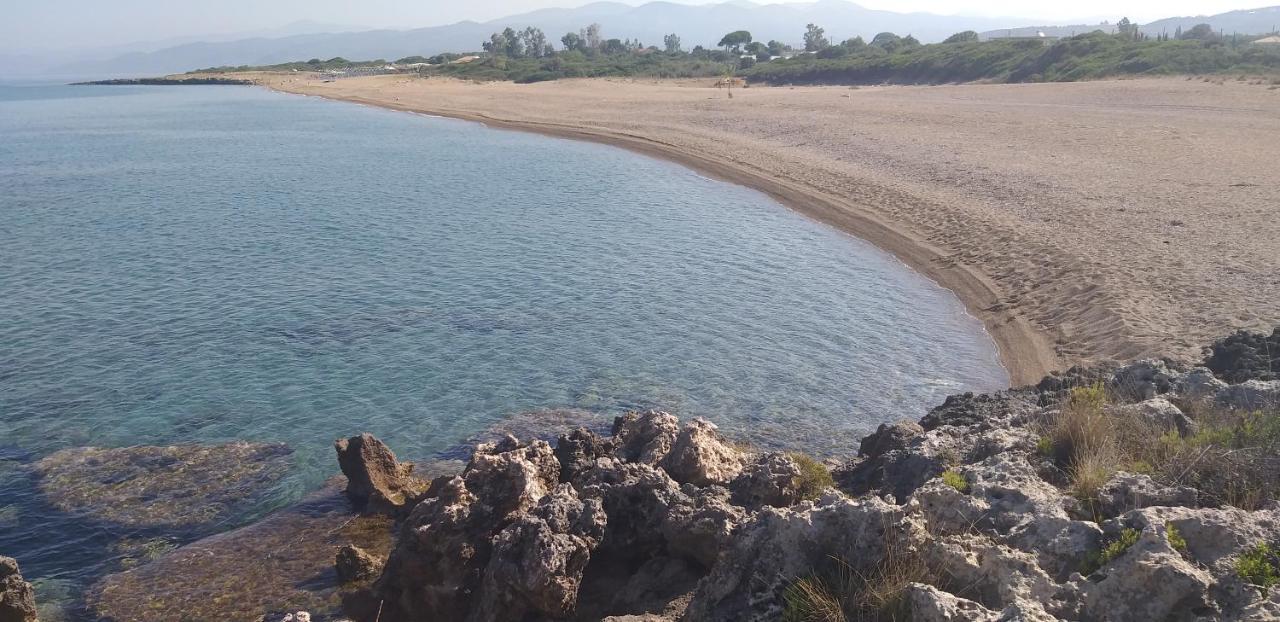 Villa Tzanetos Seaside Kyparissia Esterno foto