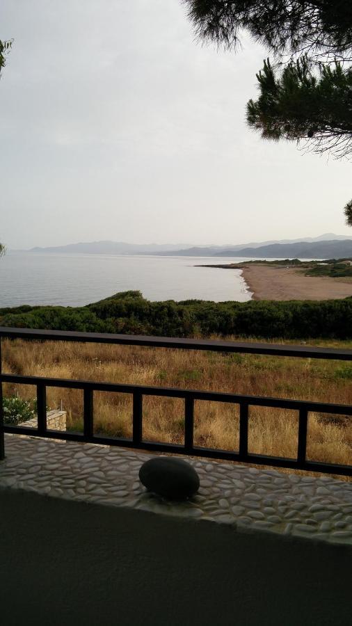 Villa Tzanetos Seaside Kyparissia Esterno foto