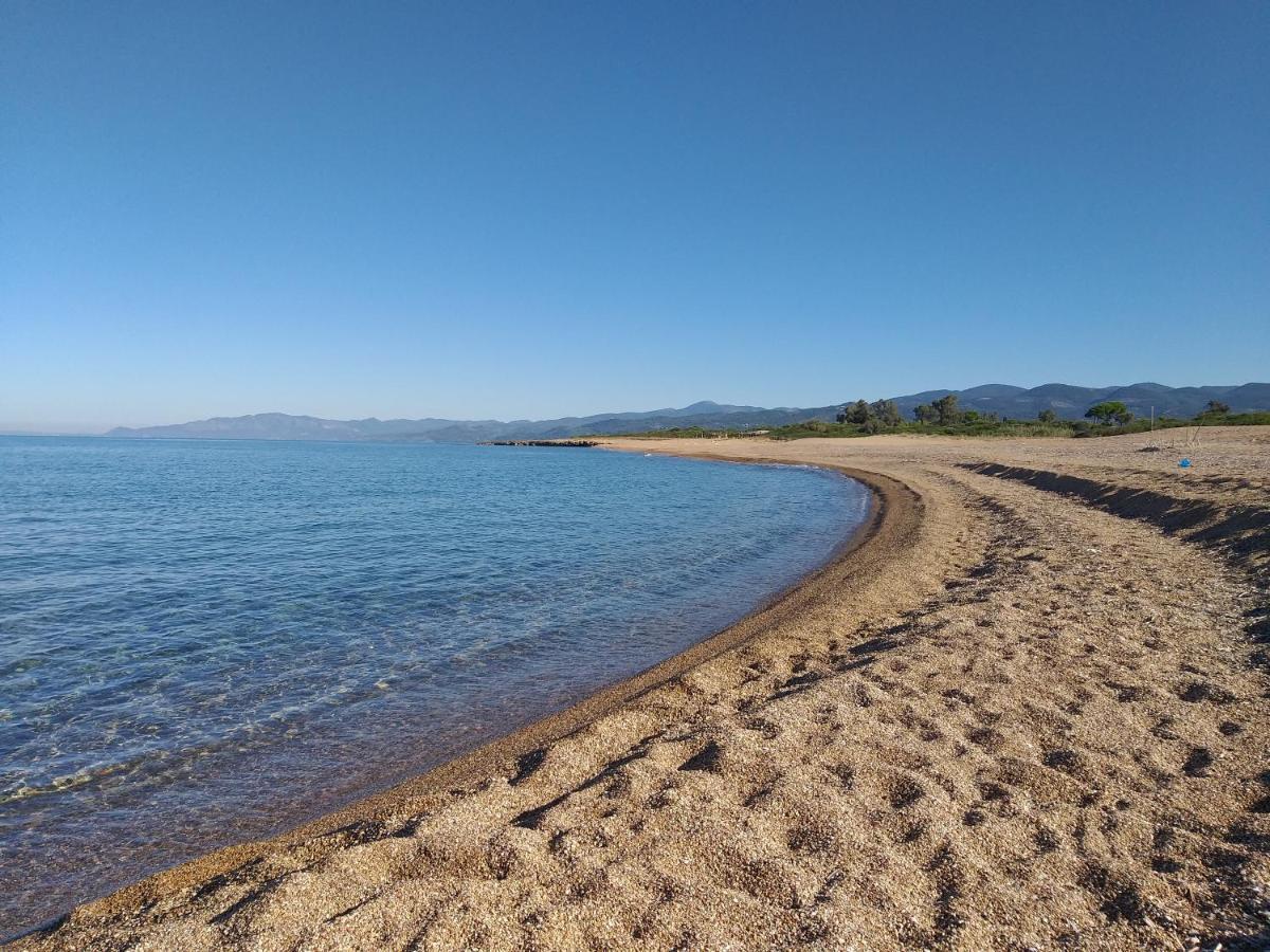 Villa Tzanetos Seaside Kyparissia Esterno foto